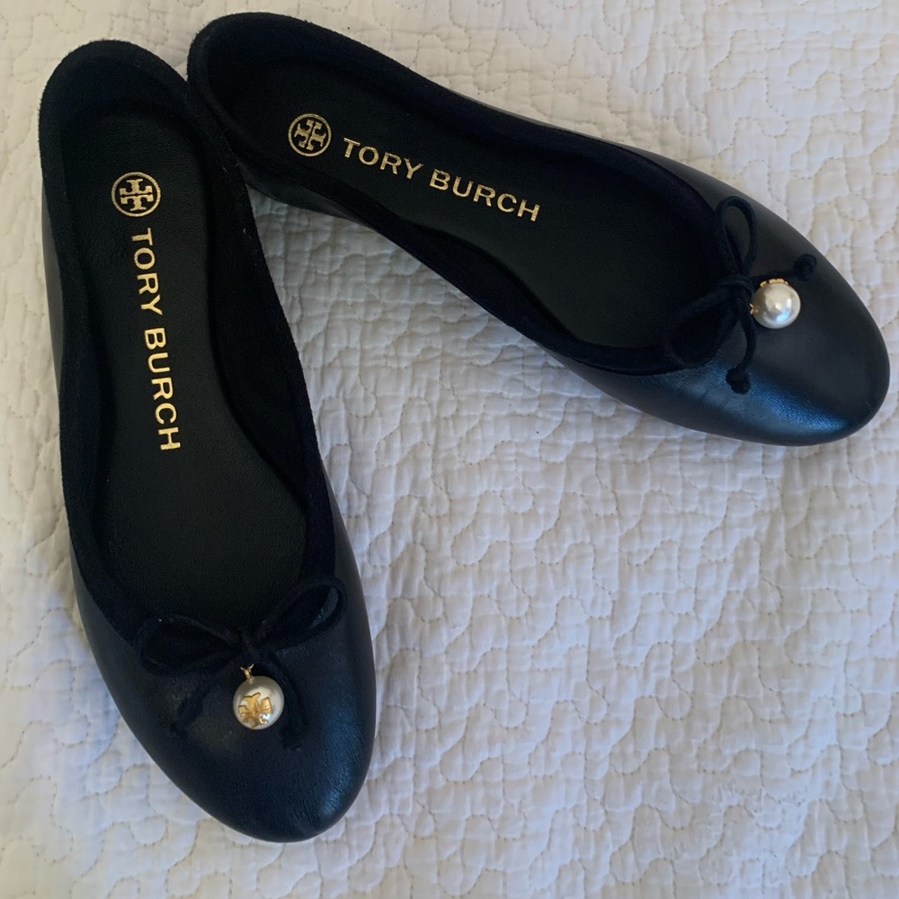 NWT Tory Burch Charm Ballet Flats